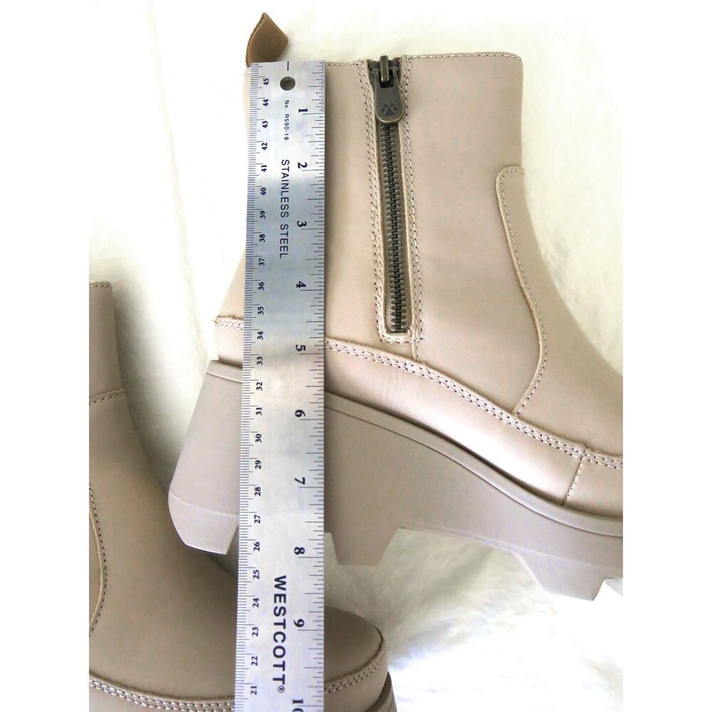 NWT in Box COUGAR Villa Cream Real Leather Waterproof PrimaLoft Boots - 7 - Picture 8 of 16